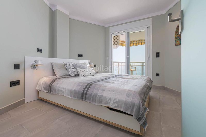 Foto 172d8bb2-441f-4880-a1fd-7a2e8f735acf. Apartamento primera linea de playa en Puerto Deportivo Fuengirola
