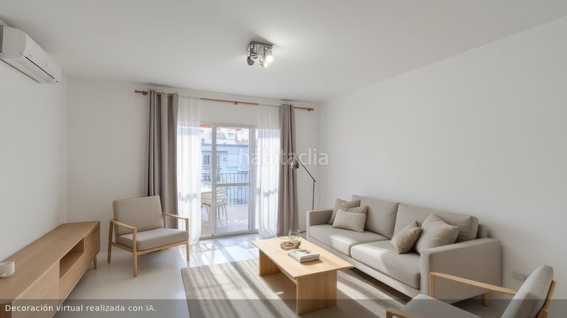 Foto dad68950-a200-4ad1-9003-7ead69c6061c. Apartament amb piscina a Puerto Deportivo Fuengirola