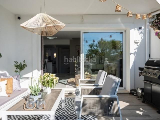 Foto 713a0379-9443-4621-82a1-2abe98741ab3. Casa adossada a Calahonda Mijas