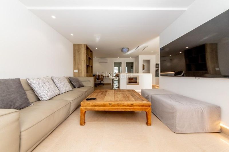 Foto 4fc9a67c-7f5c-4277-a3f8-2a0bb422b4f1. Casa adossada a Los Naranjos Marbella