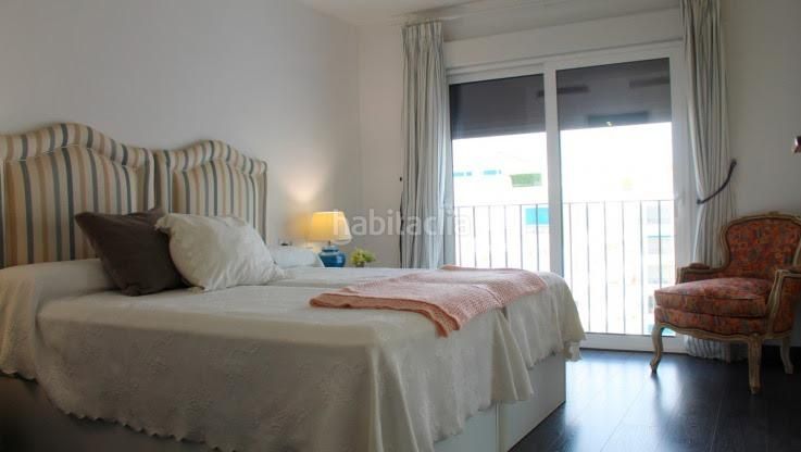 Foto f191a200-9612-4cd1-b730-ec56fd0a2819. Àtic amb aparcament piscina a Puerto Banús Marbella