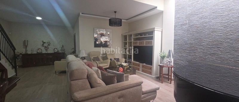 Foto 5edaf300-161a-4f52-93b3-59bdcbf73361. Casa adossada amb aparcament piscina a Torreblanca del Sol Fuengirola