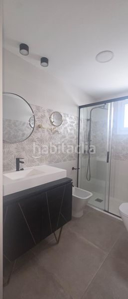 Foto 9a1fd47b-f167-4767-b201-a9c9a1f3f91a. Casa adossada amb aparcament piscina a Torreblanca del Sol Fuengirola