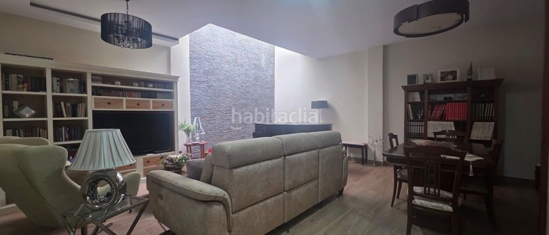Foto a2922654-e21e-4e0f-aa27-eca40854ac08. Casa adossada amb aparcament piscina a Torreblanca del Sol Fuengirola