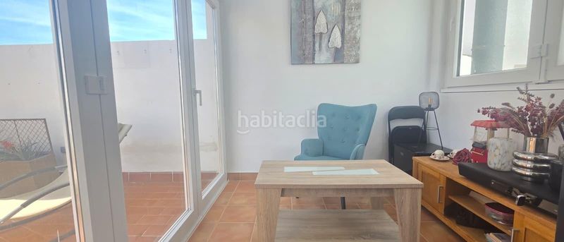 Foto f94fcbc5-b39c-4211-9230-056a6582f9ec. Casa adossada amb aparcament piscina a Torreblanca del Sol Fuengirola