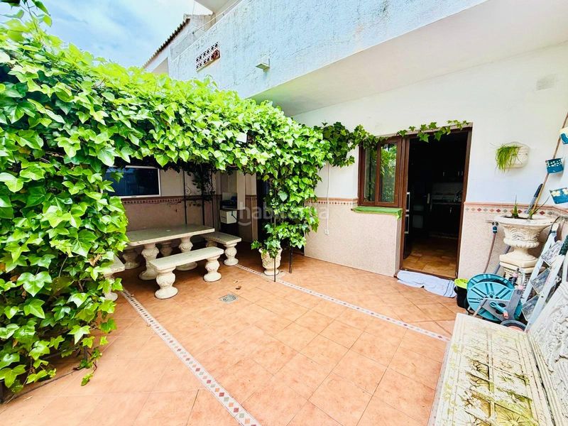 Foto 7f23d93c-944a-409d-84c0-27d672d31006. Casa adossada amb aparcament a Centro Benalmádena