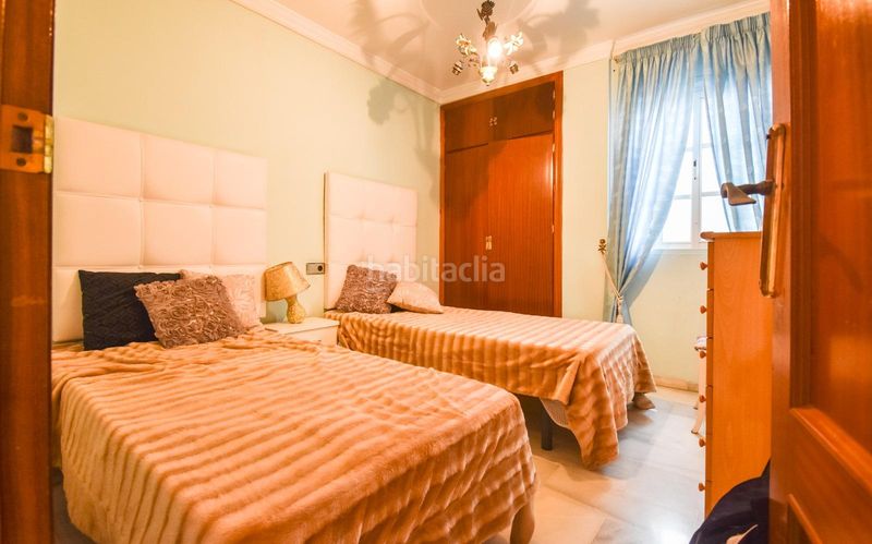 Foto c8ad5213-b2a3-4eac-8fd9-2e05fc962aee. Edificio in campo de Mijas Mijas