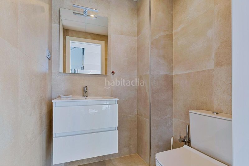 Foto 29630ede-d9c2-4dd0-98e9-2931635f5cff. Casa adossada amb aparcament piscina a Torreblanca del Sol Fuengirola