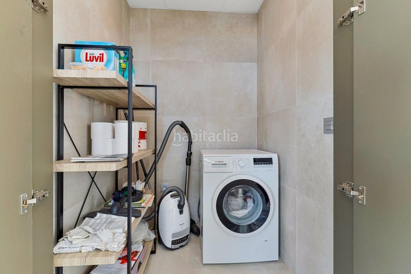 Foto e3ddb499-388e-4cba-912c-c1517e4fc870. Casa adossada amb aparcament piscina a Torreblanca del Sol Fuengirola
