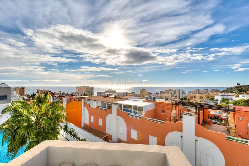 Foto f940fd21-4d99-4680-af85-ee95da502a31. Casa adossada amb aparcament piscina a Torreblanca del Sol Fuengirola