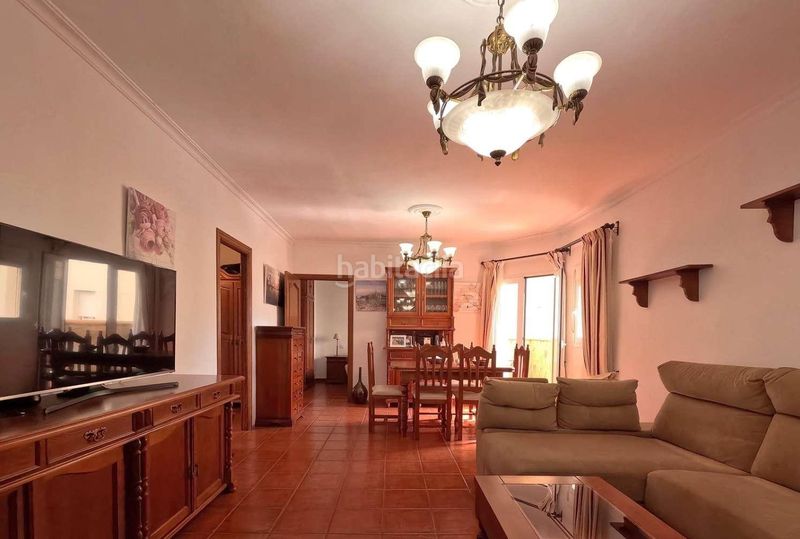 Foto fea0a2ff-f686-4a38-b112-90332854e970. Apartament amb aparcament piscina a Los Boliches Fuengirola