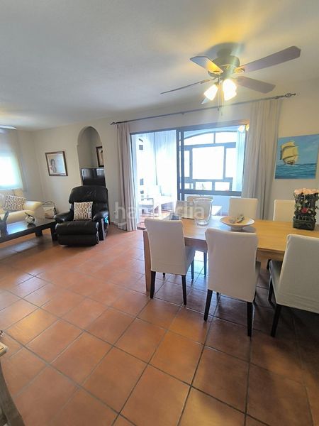 Foto c04a26d8-76e5-4335-9fba-76d0be75e74f. Apartament amb aparcament a Centro ciudad Fuengirola