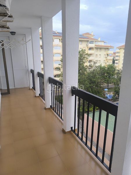 Foto e40bab4e-f2a7-4110-8992-52d235204881. Apartament amb aparcament a Centro ciudad Fuengirola