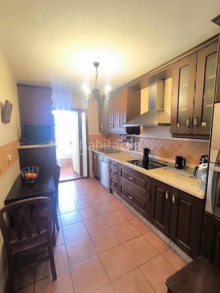 Foto e5f77e9a-704d-436a-8da9-196434aff5f1. Apartament amb aparcament a Centro ciudad Fuengirola