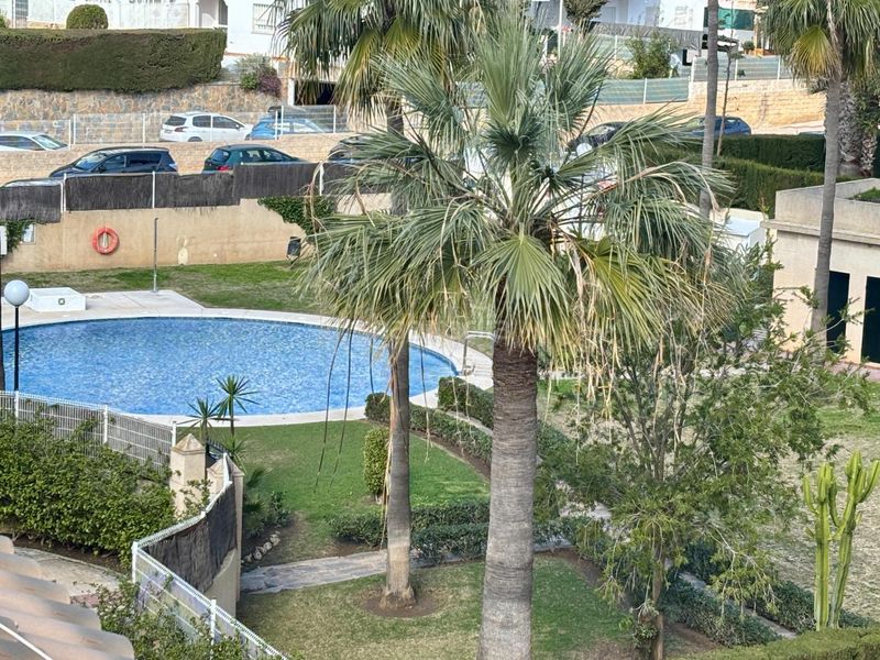 Foto 4ae8e88a-3b46-4a10-8f31-d0f11134b85f. Àtic amb aparcament piscina a El Pinillo Torremolinos