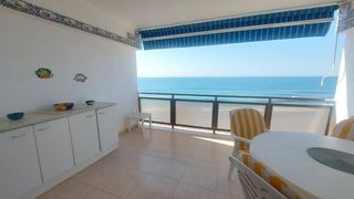 Apartament a Cortijo Torrequebrada. Fantástico apartamento de 2 dormitorios en primera línea de play