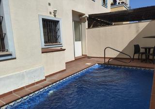 Dplex  Calle playa de faro blanco. Vivienda unifamiliar con piscina privada!!
