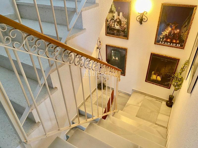 Foto 2f29f0fc-93ae-49ad-83f0-5cd29bded07a. Casa bifamiliare con parcheggio piscina in V Centenario-Piletas-Capuchinos Sanlúcar de Barrameda