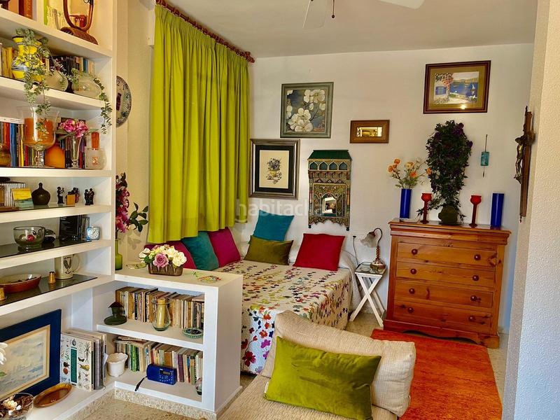 Foto 87db2e0f-81cc-4302-99af-55f00f2120fa. Casa bifamiliare con parcheggio piscina in V Centenario-Piletas-Capuchinos Sanlúcar de Barrameda