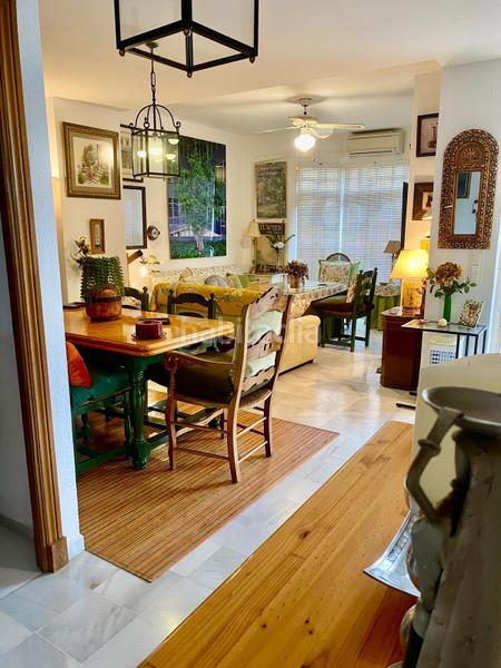 Foto 8d42ab7e-d3fe-4e98-8ddf-d8b3ec2f579f. Casa bifamiliare con parcheggio piscina in V Centenario-Piletas-Capuchinos Sanlúcar de Barrameda