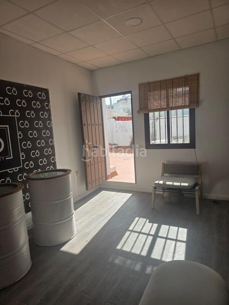 Foto c2f4be34-277a-4969-b0ea-64a764bae0a4. Edificio  para inversores en Centro-Calzada-Cabo Noval Sanlúcar de Barrameda