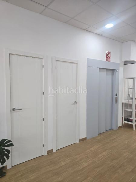 Foto c819f070-a16d-4b4e-af90-87e661bf87eb. Edificio  para inversores en Centro-Calzada-Cabo Noval Sanlúcar de Barrameda
