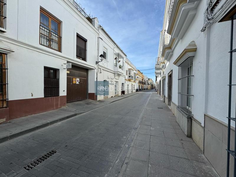 Foto 6efa1a0b-c005-48a0-9e6e-e8479735ff77. Miete etagenwohnung mit parking in Centro-Calzada-Cabo Noval Sanlúcar de Barrameda