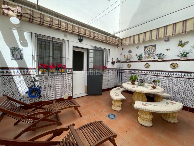 Foto 2e79df75-9ef8-452c-832c-430c5e5ad66a. Casa adossada amb aparcament a Centro-Calzada-Cabo Noval Sanlúcar de Barrameda
