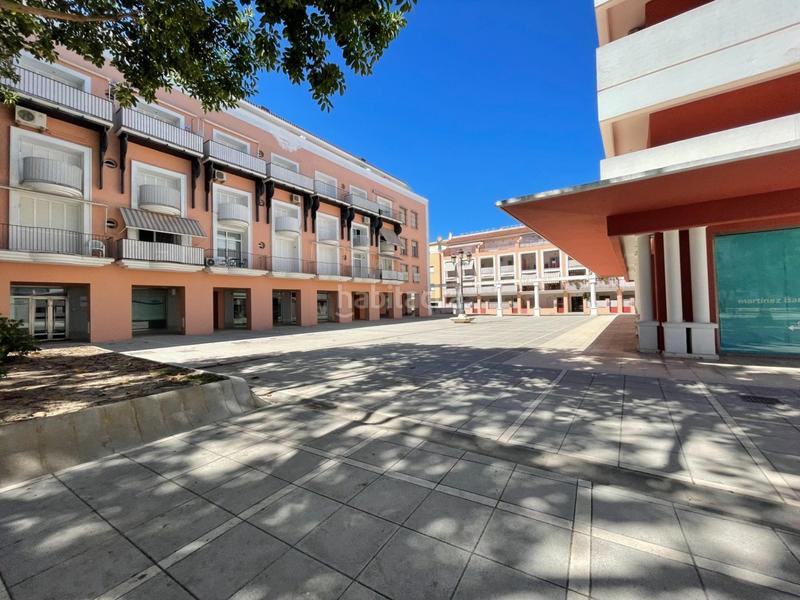 Foto b3ef4f57-4e96-4158-b54b-dc285108b59a. Casa adossada amb aparcament a Centro-Calzada-Cabo Noval Sanlúcar de Barrameda