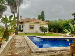 Xalet  Cabo san adrian. Chalet junto la zona centro con piscina