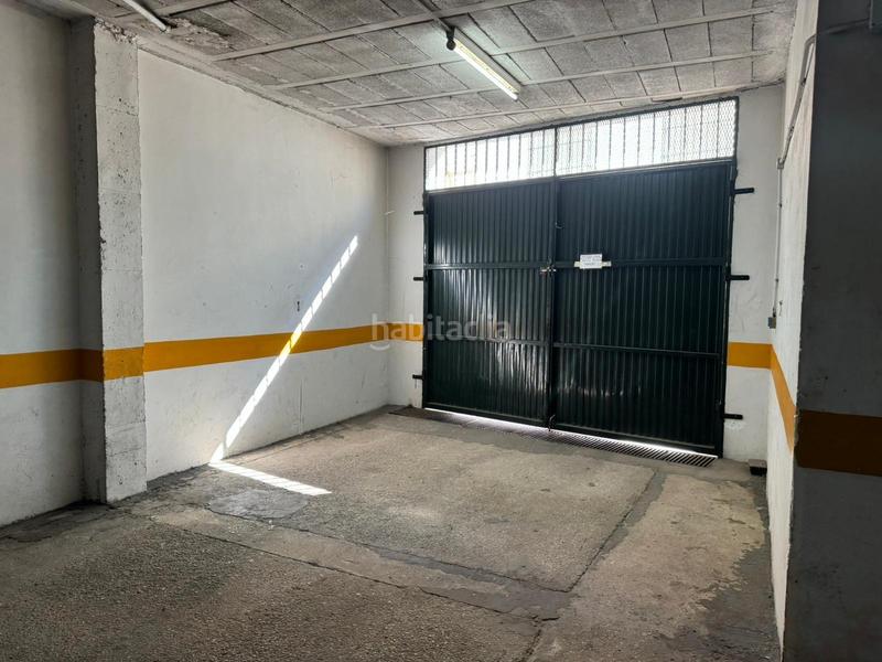 Foto 4d8ecedb-4423-4ee6-9f57-e5594e486173. Aparcament cotxe a V Centenario-Piletas-Capuchinos Sanlúcar de Barrameda