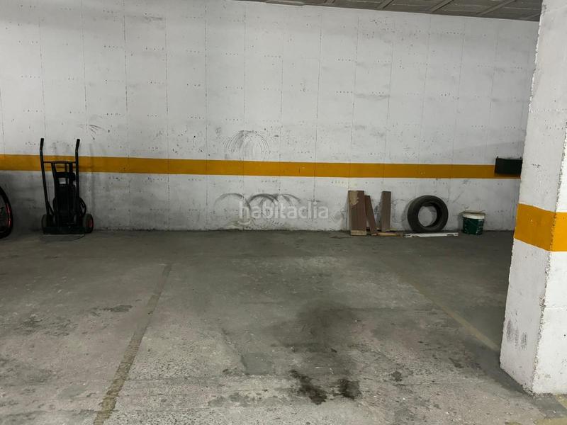 Foto 736c051f-1b6b-4f8d-9595-523d23dbebb0. Aparcament cotxe a V Centenario-Piletas-Capuchinos Sanlúcar de Barrameda