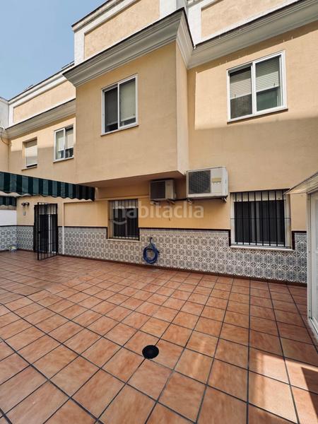 Foto 07743e6b-5107-45ec-be5b-e10cc1914767. Piso amplio piso de 3 dormitorios en pleno centro de sanlúcar con patio, ascensor y garaje en Sanlúcar de Barrameda