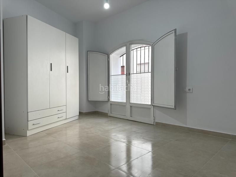 Foto c0a1f194-0aed-40a3-a174-3c1c5bfb3abd. Piso  con gran patio en el barrio alto en V Centenario-Piletas-Capuchinos Sanlúcar de Barrameda