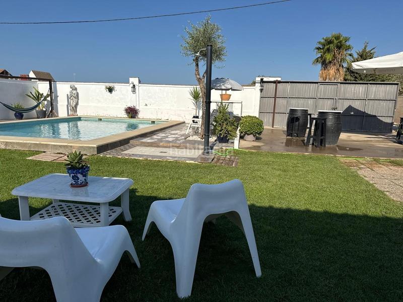 Foto 92d061f2-dbf9-449e-bf97-8a3c62b4336f. Maison avec piscine dans Bonanza-Avda de Huelva-Barrio Andalucia Sanlúcar de Barrameda