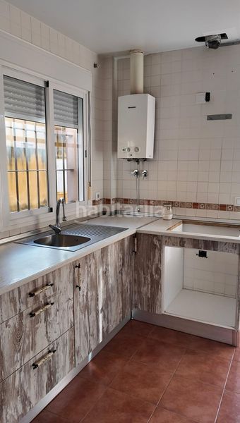 Foto b827b55d-c36b-446d-b942-304dcf02c875. Casa adossada amb aparcament a Ctra Jerez-Ctra del Puerto Sanlúcar de Barrameda