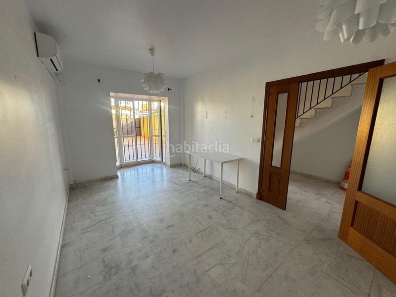 Foto f5ee7f48-501a-40ff-9b19-4f92904dfcf1. Casa adossada amb aparcament a Ctra Jerez-Ctra del Puerto Sanlúcar de Barrameda