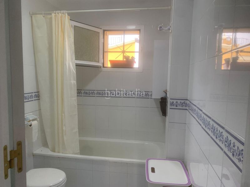 Foto ce66a671-3efc-4a39-91eb-33995c6e4e1b. Casa adossada amb aparcament a Las Palmeras-Dehesilla Sanlúcar de Barrameda