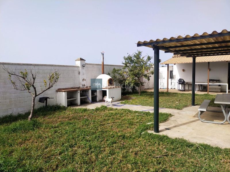 Foto 6faff15e-fbec-48a5-aa07-9735d1807c3a. Casa amb aparcament a La Jara Sanlúcar de Barrameda
