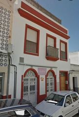 Etagenwohnung  Calle meson del duque. Piso en el casco histórico de sanlúcar tu dinero trabajando desd