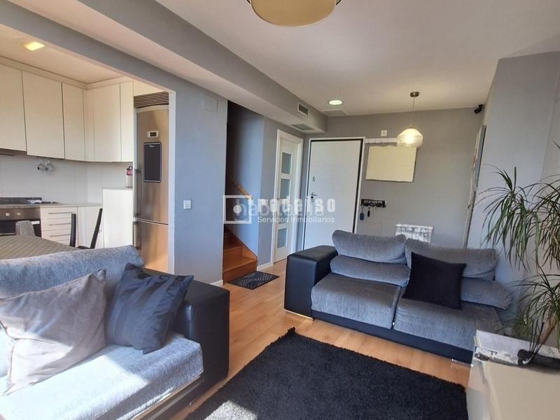 Foto 6536ff60-8611-401a-9dc1-3d4c134dff74. Duplex avec chauffage piscine dans Costillares Madrid