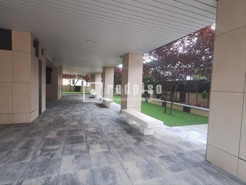 Foto e1f3b9f9-0062-4272-a529-8af1ad12b47c. Duplex avec chauffage piscine dans Costillares Madrid