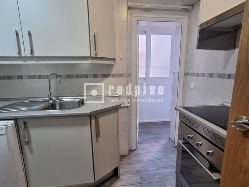Foto f11948db-a6a1-4bc4-ae38-f049872f5122. Appartamento con riscaldamento in Apóstol Santiago Madrid