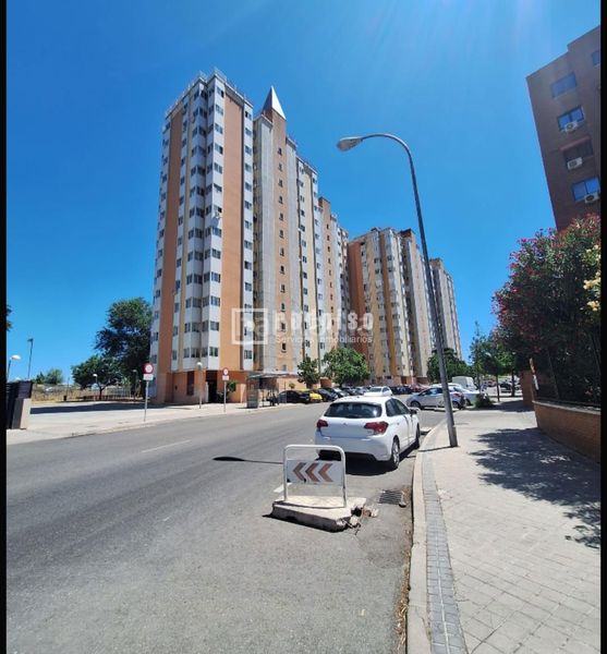 Foto ca7b46dd-ab26-490b-80c3-070c1c0f5fc2. Pis amb calefacció a Costillares Madrid