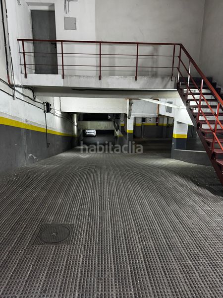 Foto 3348f2bc-b459-4afc-810a-9e0af5d95be7. Autoparkplatz in Palos de Moguer Madrid