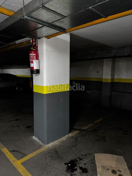 Foto de738459-f47e-44d1-871f-adcec420ec7f. Autoparkplatz in Palos de Moguer Madrid