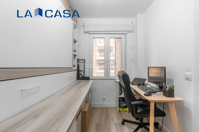 Foto e5cf5443-ade0-4a5c-818c-b73b1697ffe3. Piso en Chopera Madrid