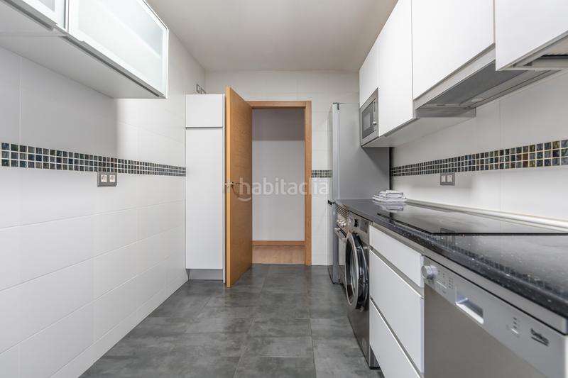 Foto e386b70d-ad75-4e93-99a9-1b7f3d4d7f94. Piso en Villaverde Alto Madrid
