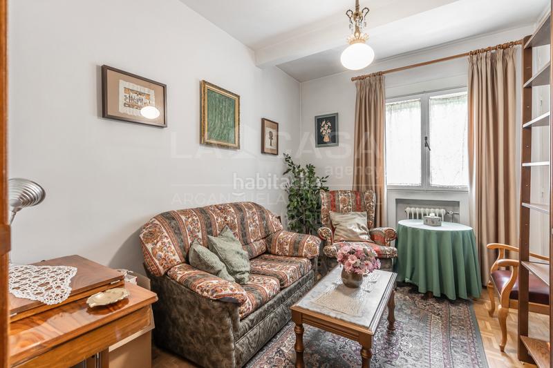 Foto a6ae60d2-6490-4d7b-aa56-67295c18e488. Piso en Imperial Madrid