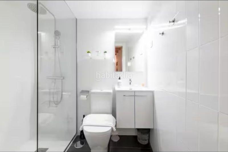 Foto 559ec198-2a9a-4354-bd9a-086de21e5b6e. Planta baixa a Embajadores-Lavapiés Madrid